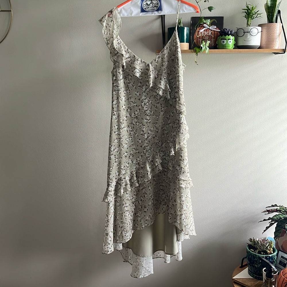 Beautiful A line dress - sage with brown and white! Stitch fix exclusive.